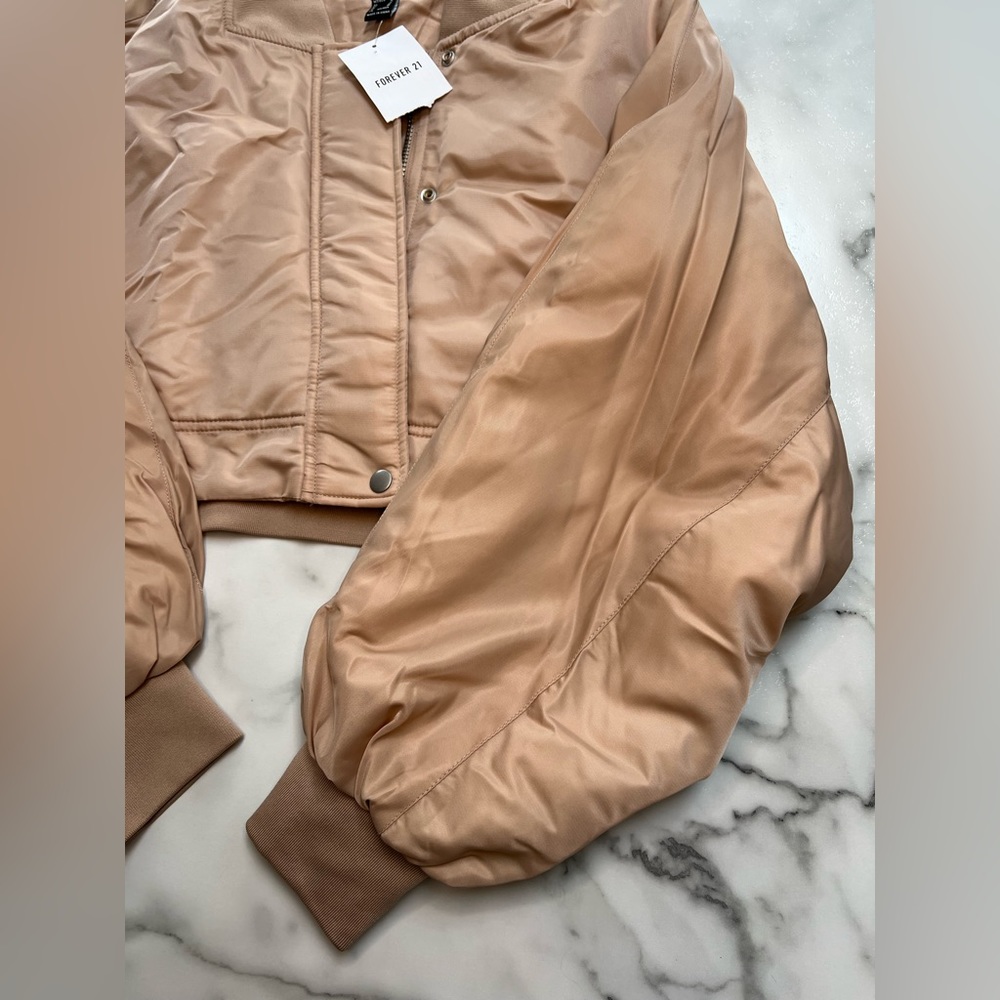 Cropped bomber jacket - Picture 3 of 7